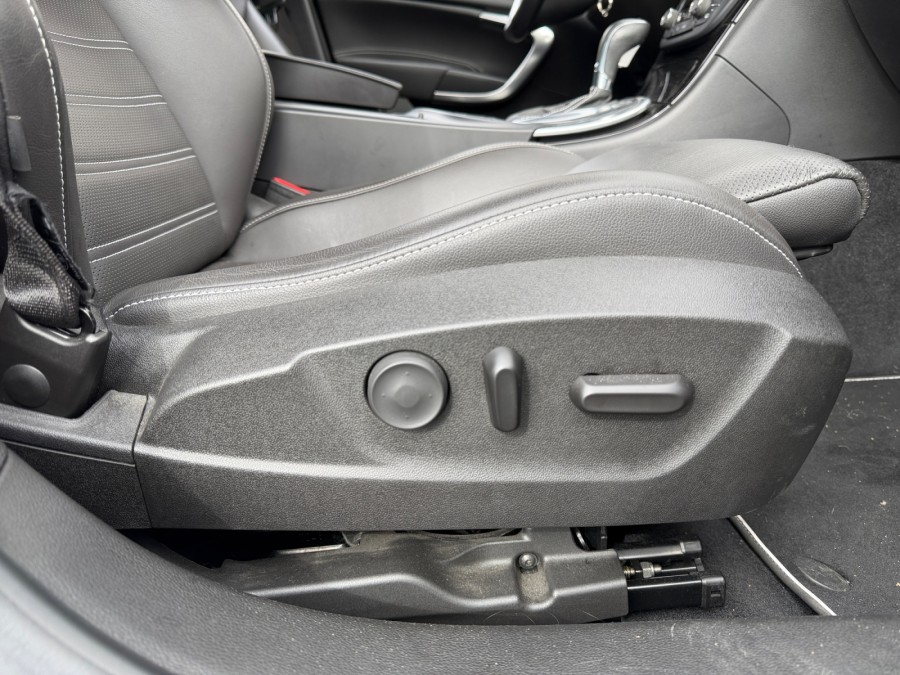 Annonce OPEL INSIGNIA d'occasion INSIGNIA à Caen (14)﻿ de 2012